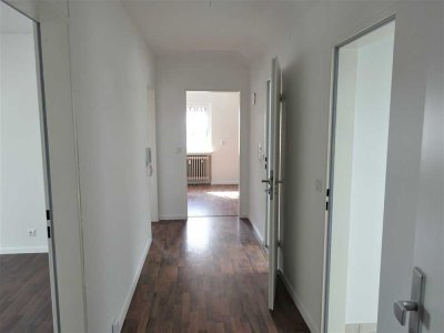Helle 2-Zimmer-Dachgeschoss-Wohnung  in bevorzugter, ruhiger Wohnlage Nh. Rörerstraße!