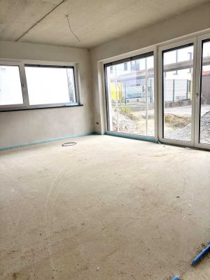 ERSTBEZUG - offen geschnittene Erdgeschosswohnung mit Terrasse!