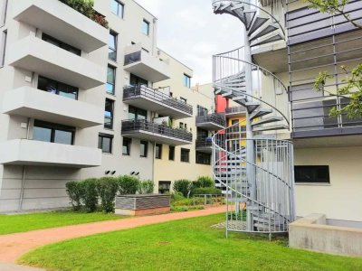 Exklusive, neuwertige 3-Zimmer-EG-Wohnung mit Garten und EBK in Hanau