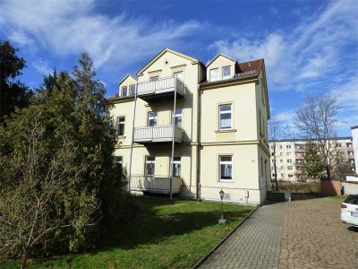 2-Raum-Wohnung mit Balkon in gepfegtem Mehrfamilienhaus