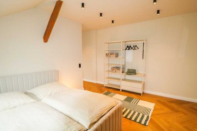 ALL-INCLUSIVE! Altbau-Traum mit freistehender Badewanne!
