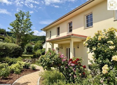 Exklusive Villa mit südländischem Flair und Panoramablick
