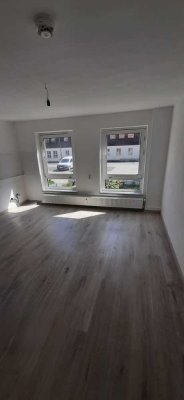 Lichtdurchflutete 3-Raumwohnung mit Gartenmitbenutzung in Salzgitter  - Einziehen & Wohlfühlen!