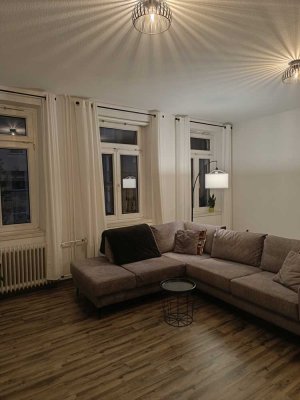 2-Zimmer-Maisonettewohnung mit zusätzlichem Durchgangsbereich & optionaler Möbelübernahme
