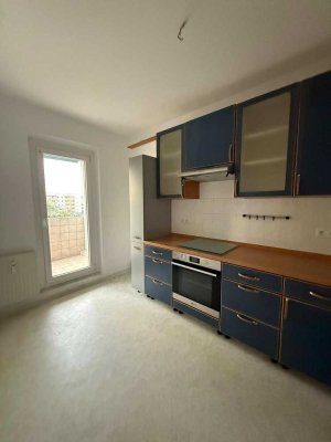 Neu renovierte 3-Zimmer Wohnung mit Balkon im 5. OG in Berlin-Neu-Hohenschönhausen (provisionsfrei)