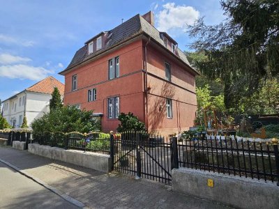 Bezugsfreies Mehrfamilienhaus in bester Lage von Ruhleben!