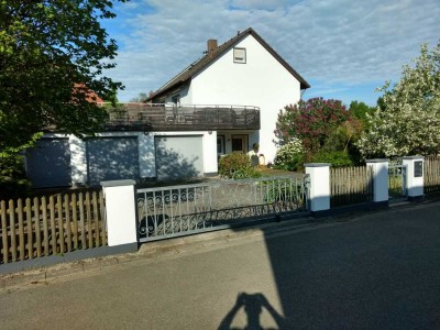 Einfamilienhaus/ Einliegerwohnung, 5,5 Zimmer in Adelshofen