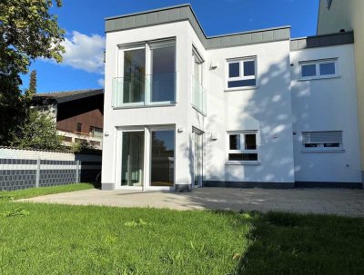 Moderne 3 ZKB Erdgeschosswohnung mit Terrasse und Garten in Augsburg-Haunstetten zu vermieten!