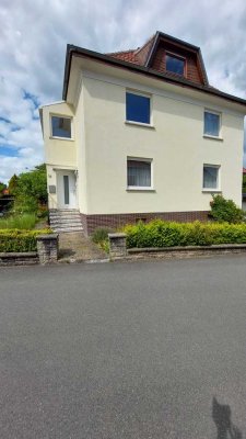 Geräumiges, günstiges 8-Raum 1-2 Familienhaus in Wildeck-Hönebach