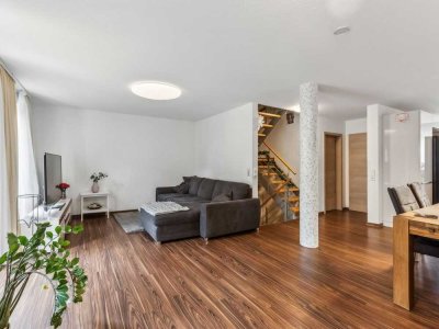 Ihr Familienglück wartet: Ein geräumiges Zuhause mit Garten, Charme und viel Platz!