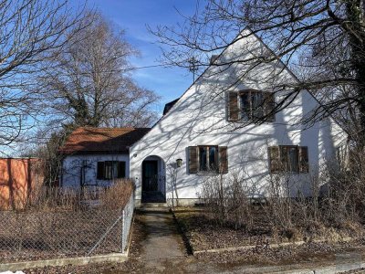 Charmantes Einfamilienhaus mit großem Garten und Doppelgarage in Schongau!
