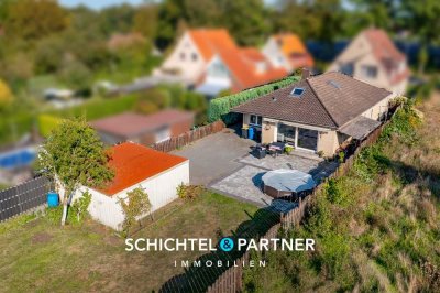 Delmenhorst - Düsternort | Großer Bungalow mit Terrasse, Doppelgarage & schönem Garten in guter Lage