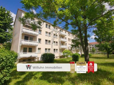 Bezugsfreie 3-Raum-Wohnung mit Balkon und EBK in ruhiger Lage - Toppreis