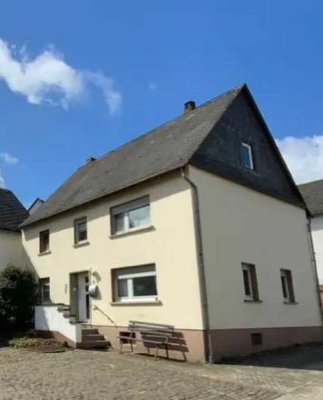 Charmantes Einfamilienhaus - Provisionsfrei !
