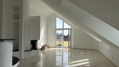 Traumhafte Dachgeschosswohnung mit Charme und Herz sucht neuen Lieblingsmensch