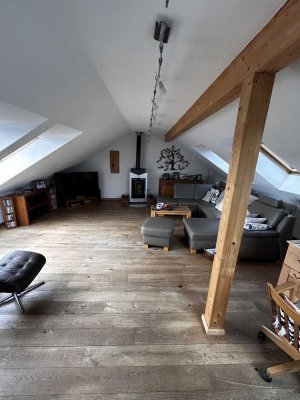 Wunderschöne, sanierte Maisonette-Wohnung – hell, modern & perfekt aufgeteilt