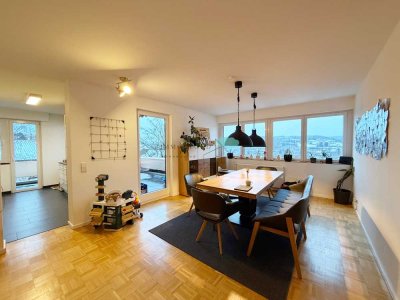 Exklusive, gepflegte 3,5 Zimmer-Wohnung mit Aussicht, barrierefreies Wohnen in Weil der Stadt