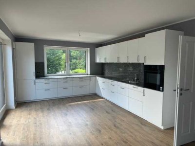 Familiengerechte Neubau Wohnung in Duvenstedt