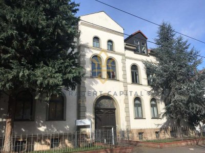 Frisch renovierte 4 Raum Wohnung in guter Lage von Naumburg zu vermieten !