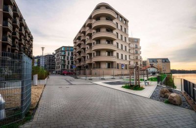 Herausragende Lebensqualität. Zentrale Wasserlage. Luxuriöse Ausstattung