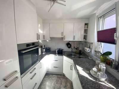 Helle 5-Zi.-Maisonette-Wohnung mit zwei Balkone in Pleidelsheim