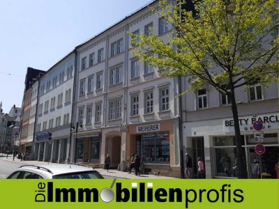 42003 - Helle, renovierte 2-Zimmer-Altbauwohnung im Stadtzentrum von Hof