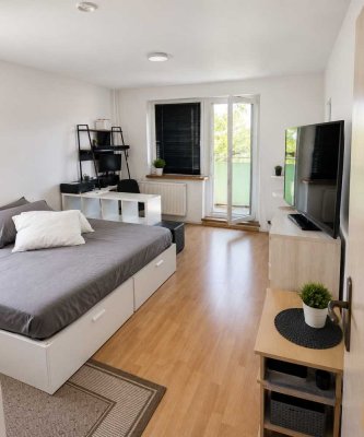 Fully Furnished large 2 Room Apartment  for €1200 near S Wartenburg  ( Berlin Neu-Hohenschönhausen)