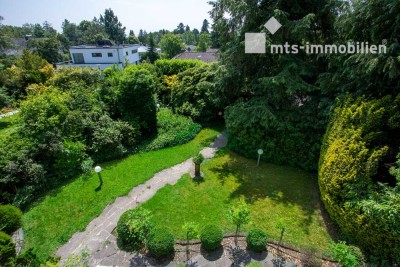 MTS-Immobilien / Kronberg-Charmantes Einfamilienhaus mit Ausbaupotential