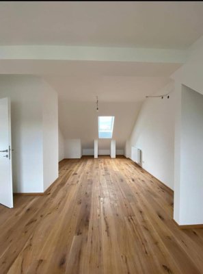 Exklusive Maisonette-Wohnung , Dachterrasse &amp; Gartenbenützung - 10 minutes to UNOCITY!