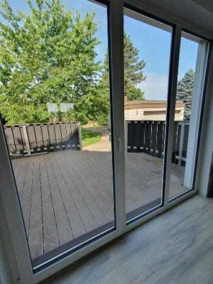 Stilvolle 4-Raum-EG-Wohnung mit gehobener Innenausstattung mit Terrasse und Einbauküche in Löhne