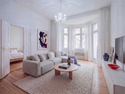 Platz für die ganze Familie: Helle Gründerzeit-Wohnung mit Balkon und 100 m² Wohnkomfort