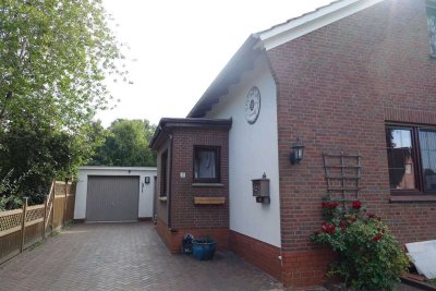 ***Schönes Einfamilienhaus  mit Garage und großem Garten in Ströhen zu verkaufen***