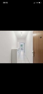 *Für Kapitalanleger* Vermietete 2-Zimmer-Wohnung mit Einbauküche in Frankfurt Zeilsheim KEIN MAKLER