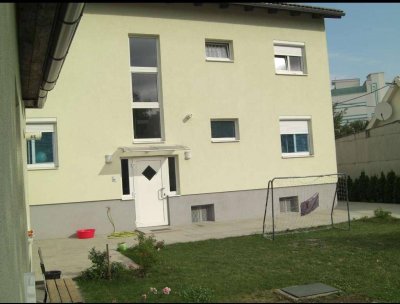 Zweifamilienhaus mit Garten in 1220 Wien - Ruhige Lage nahe U1 (Kagran)