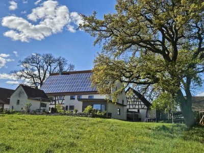 Top saniertes Bauernhaus / Doppelhaushälfte mit großem Grundstück in  Achstetten