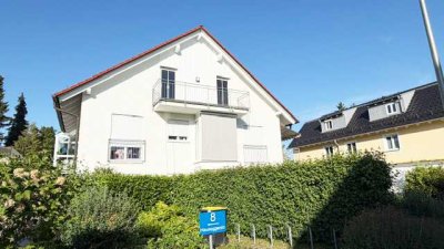 Keine Käuferprovision ! Charmante, sonnige 2-Zimmer-DG-Wohnung mit EBK in Bestlage von Allach