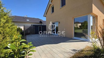 ***Neuwertiges KFW55-EFH mit schönem Garten in ruhiger Lage!***