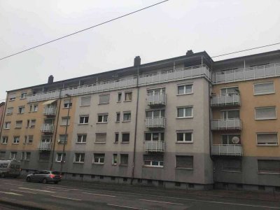 Schöner wohnen und sparen: Wärmedämmung und frisches Treppenhaus!