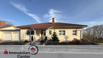 Schöner Bungalow mit Einliegerwohnung in Scheiden!