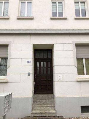 TOP Lage - Großzügiges Wohnen auf 100qm mit Balkon + PKW Stellplatz