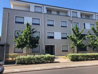 2 Z. Wohnung mit Einbauküche und Balkon: stilvolle 2-Zimmer-Wohnung in Achern