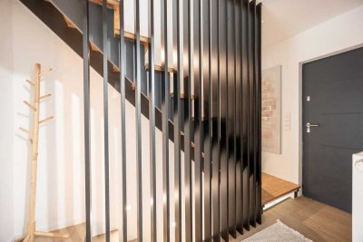 BEZUGSFERTIGES REIHENHAUS: KERNSANIERT, MIT WÄRMEPUMPE IN STÖCKHEIM