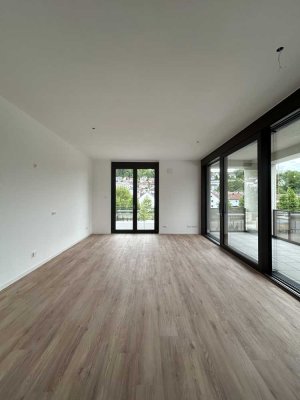 Neubauwohnung in den Blauhöfen: 3,5 Zimmer, Loggia mit Abendsonne & 3 m Deckenhöhe
