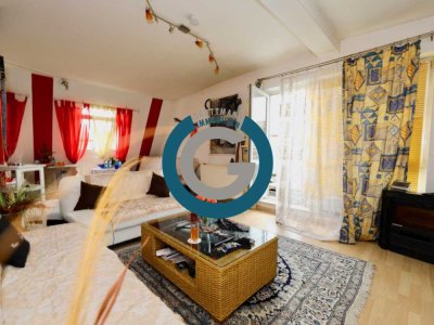 DACHGESCHOSS MIT SONNIGER TERRASSE - 2 BEGEHRTE PKW-STELLPLÄTZE - ZUR ZEIT VERMIETET