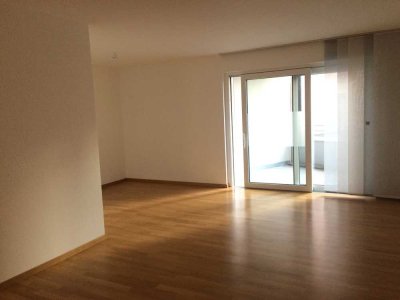 **Gehobene 2 Zimmer Wohnung mit West Balkon und Einbauküche**