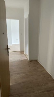 Ansprechende und gepflegte 3-Raum-Hochparterre-Wohnung mit Balkon und EBK in Brieskow-Finkenheerd