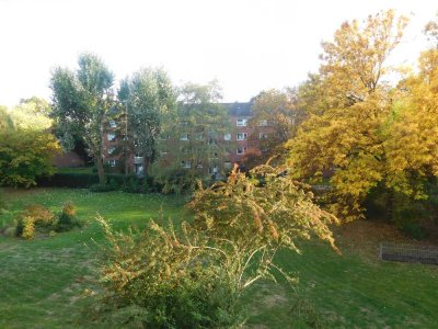 Schön wohnen in Garath, ... mit großem Südbalkon!