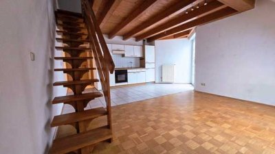 Gemütliche 2-Zi.-Maisonettewohnung in Versbach