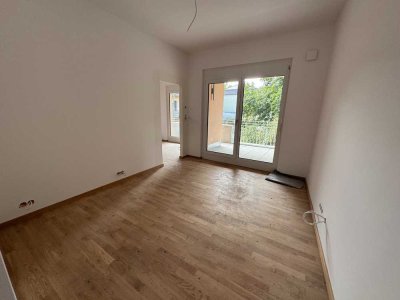 Attraktive 2 RWG mit großer Loggia und herrlichem Blick