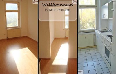 Könnte genau Ihr Ding sein! Attraktive Vier-Zimmer- Wohnung